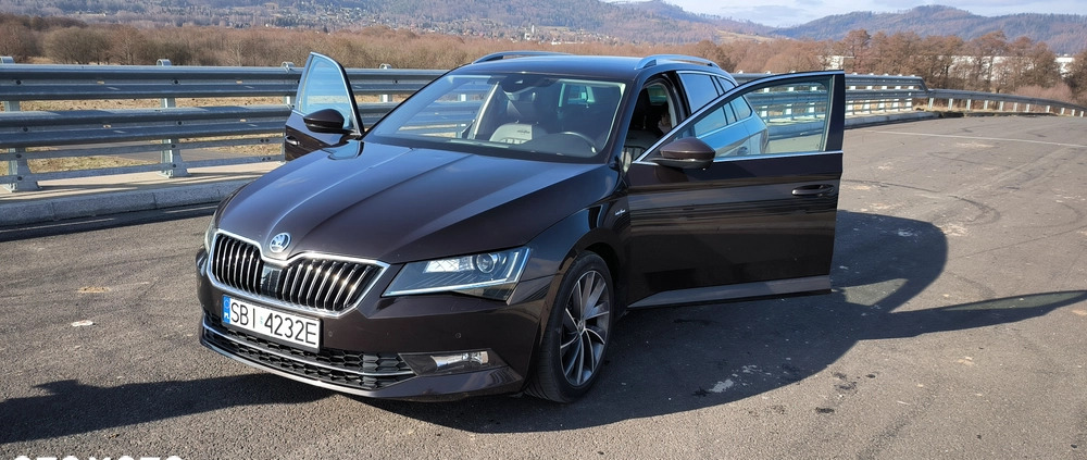 Skoda Superb cena 86500 przebieg: 134200, rok produkcji 2018 z Ostrów Wielkopolski małe 106